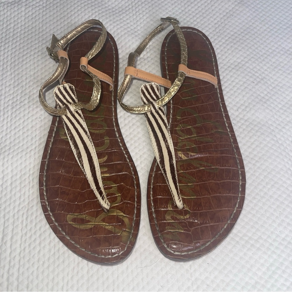 Sam Edelman Gigi Sandals Women’s 7 1/2 Gold Peach Zebra Calf Hair T Strap Flats